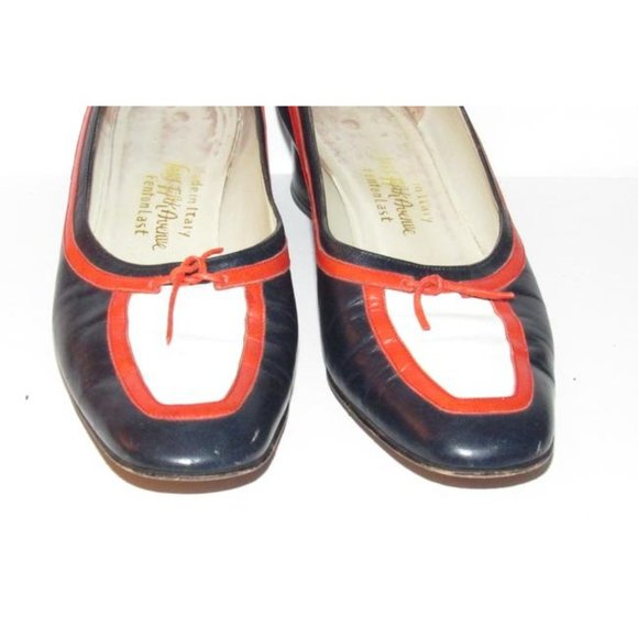 Saks Fifth Avenue MOD Navy & Red White Accent Pump - Picture 8 of 10